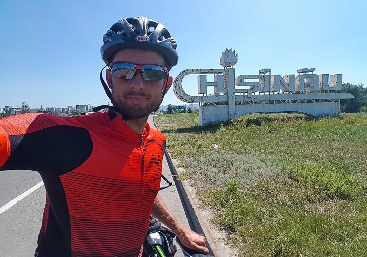 Το ημερολόγιο ποδηλασίας της Laci (6.): Μολδαβία: Πώς ανακάλυψα ότι η Μολδαβία δεν είναι επίπεδη