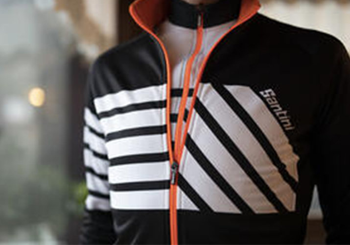 Ποια είναι η διαφορά μεταξύ ενός μπουφάν ποδηλασίας και μιας χειμερινής φανέλας;