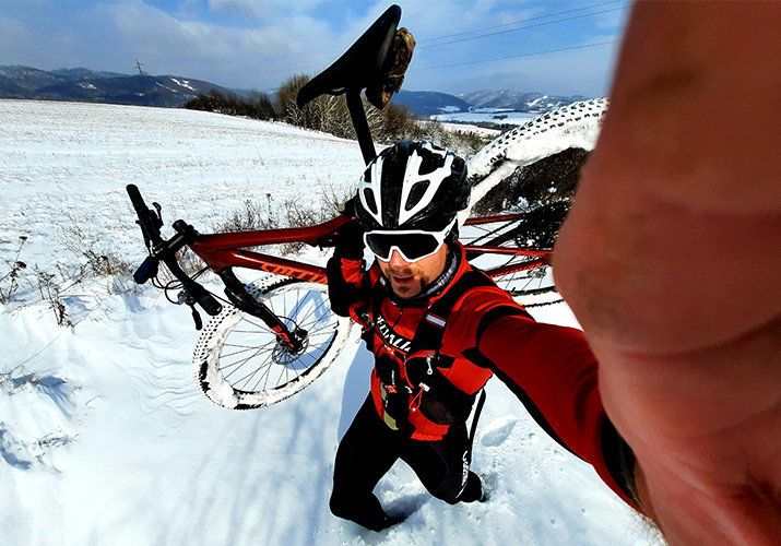 ΠΩΣ ΝΑ ΜΠΟΡΕΙΤΕ ΝΑ ΚΑΤΑΠΟΛΕΜΗΣΕΤΕ ΤΟ ΧΕΙΜΩΝΑ: 5 κατάλληλες δραστηριότητες που εγγυώνται ότι θα σας βοηθήσουν να περάσετε το χειμώνα.