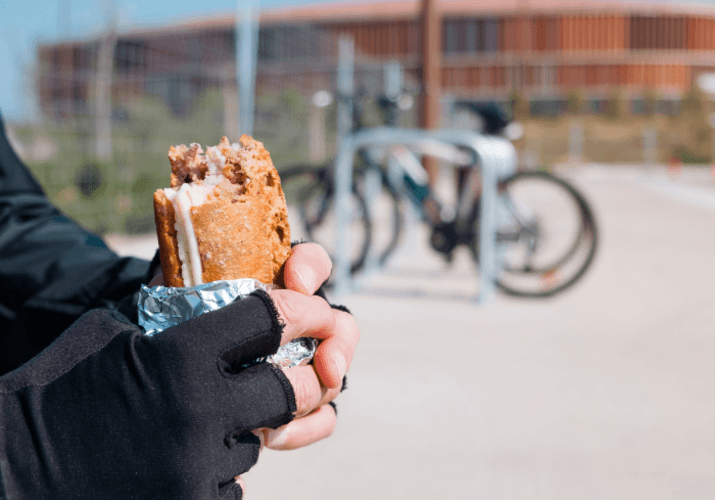 Διατροφή και συμπληρώματα, τι έχει νόημα και τι είναι σπατάλη χρημάτων;