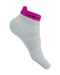 COMPRESSPORT καλτσάκια - PRO RACING V4.0 RUN LOW - λευκό/ροζ/κίτρινο
