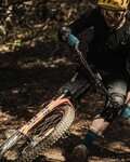 POC κοντά παντελόνια χωρίς ιμάντες - RESISTANCE ENDURO - μαύρο