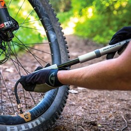 BLACKBURN τρόμπες - CORE - μαύρο